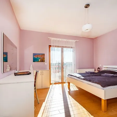 Apartment Cvita *